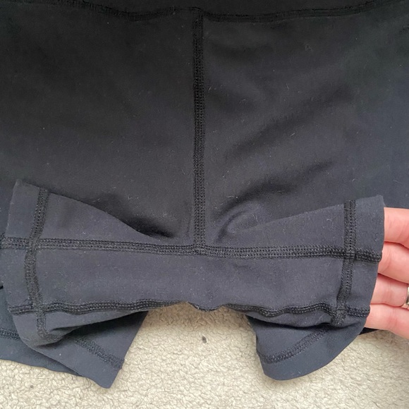 Til You Collapse Effortless Scrunch Bum Shorts Sz M - Picture 4 of 6